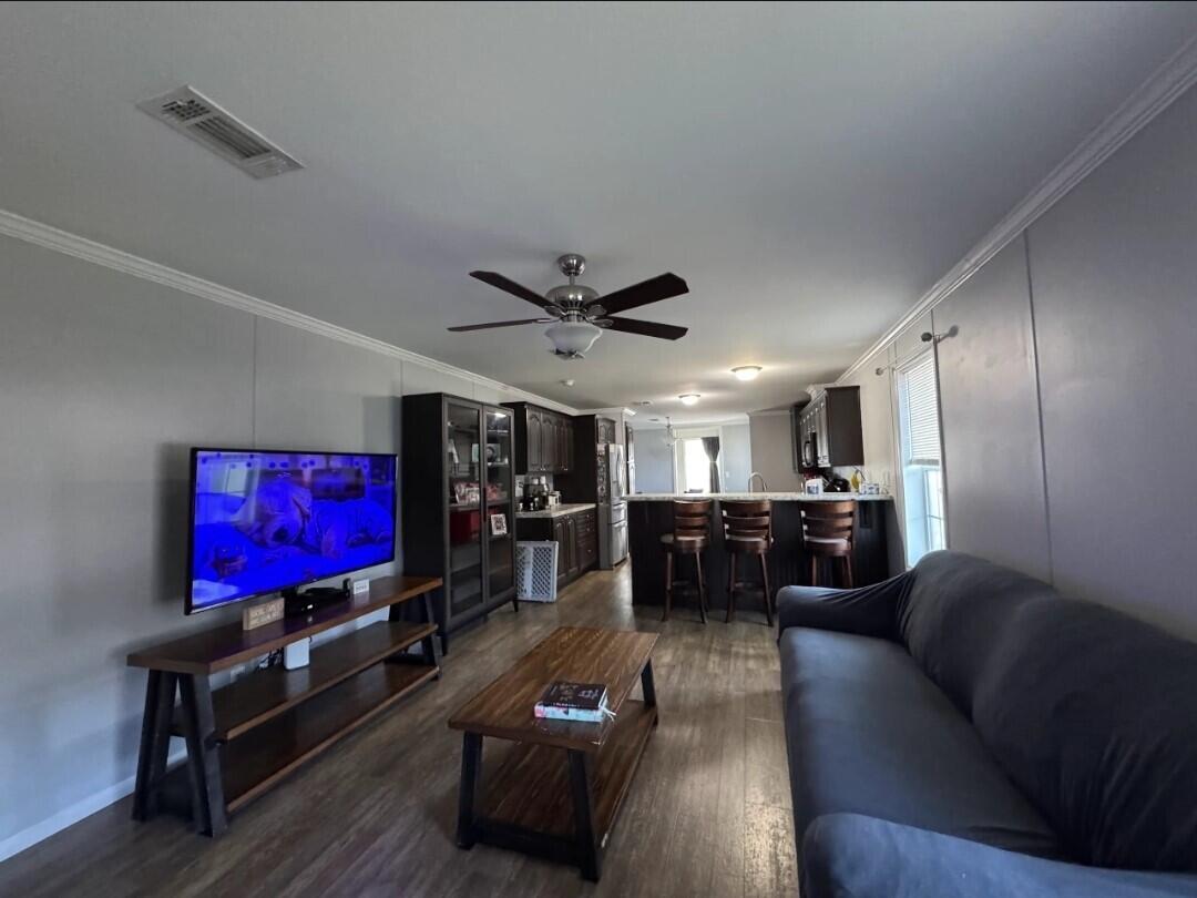 2555 Pga Boulevard 149, Palm Beach Gardens, FL, 33410/$112,500 3 2555 Pga Boulevard 149