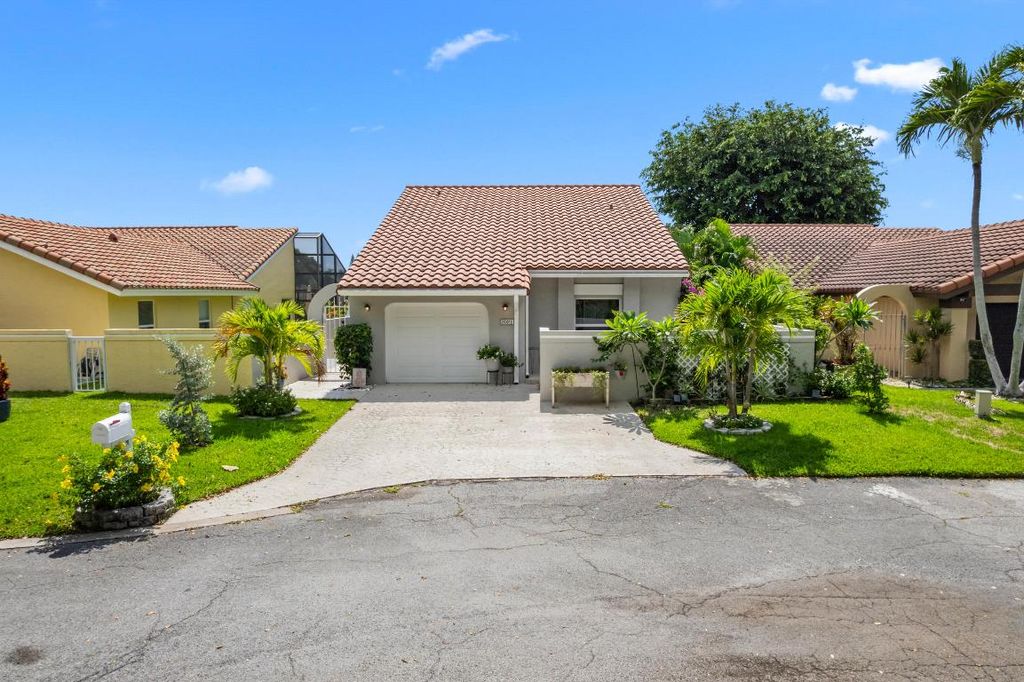 Photo of 2021 NW 15th Place, Delray Beach, FL 33445 (MLS # R11106436)