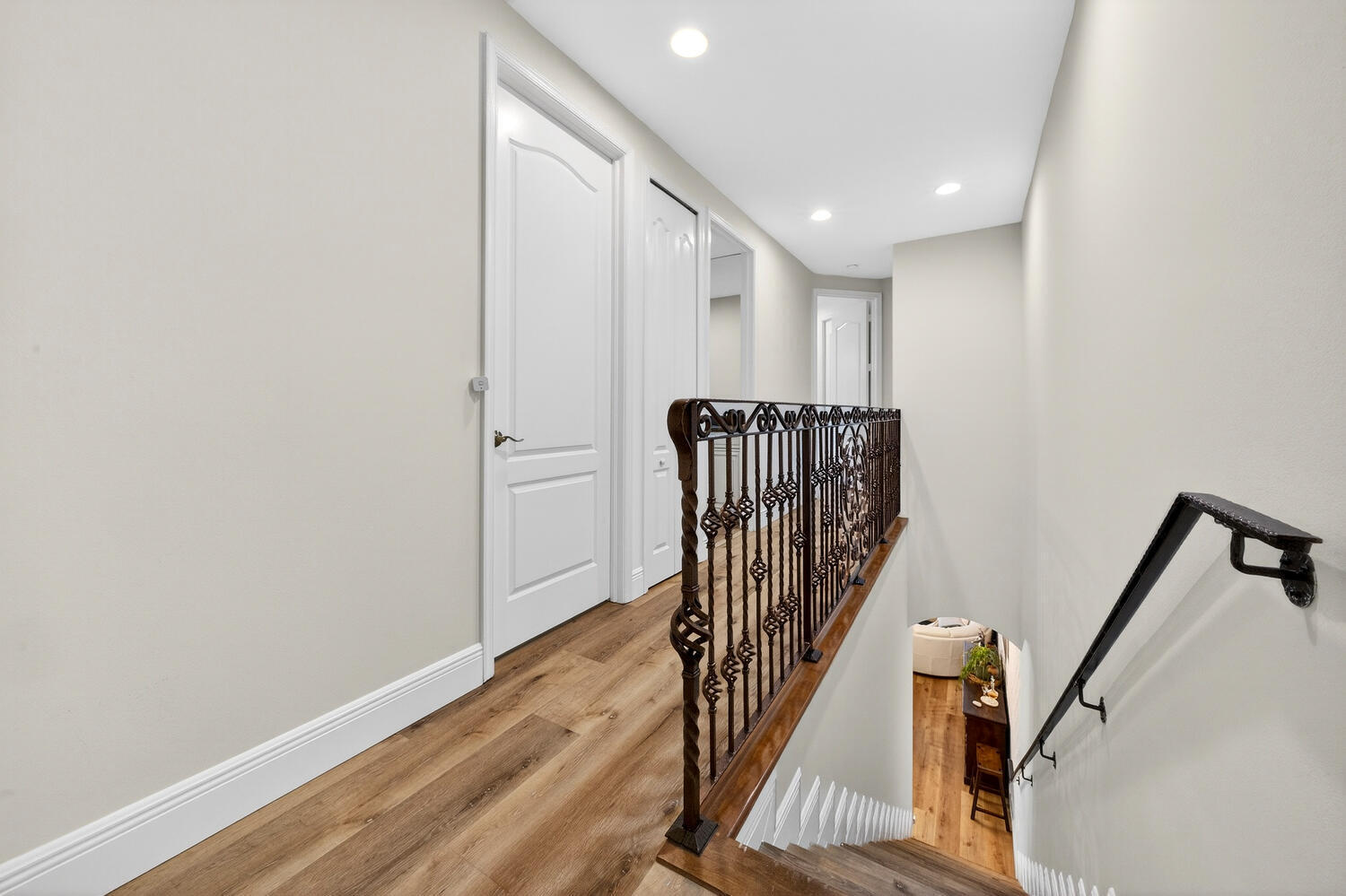 RANDALL MANOR - Residential