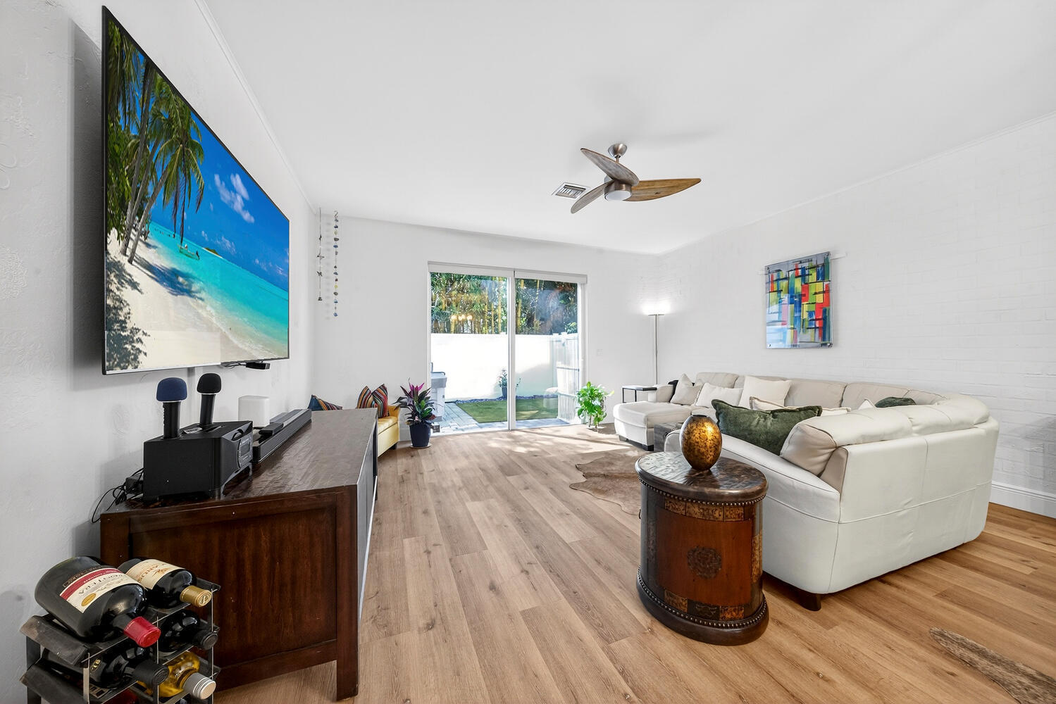 RANDALL MANOR - Residential