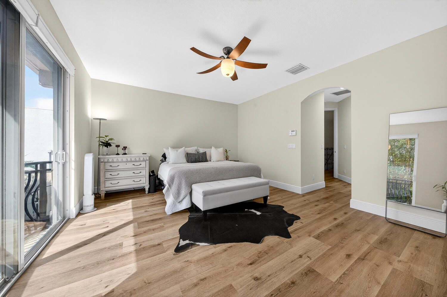 RANDALL MANOR - Residential