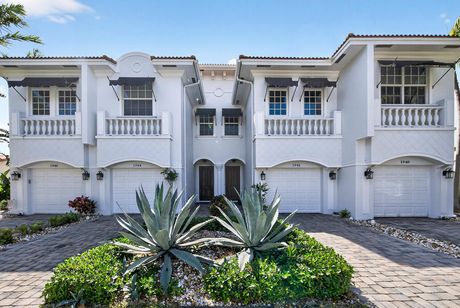 RANDALL MANOR - Residential