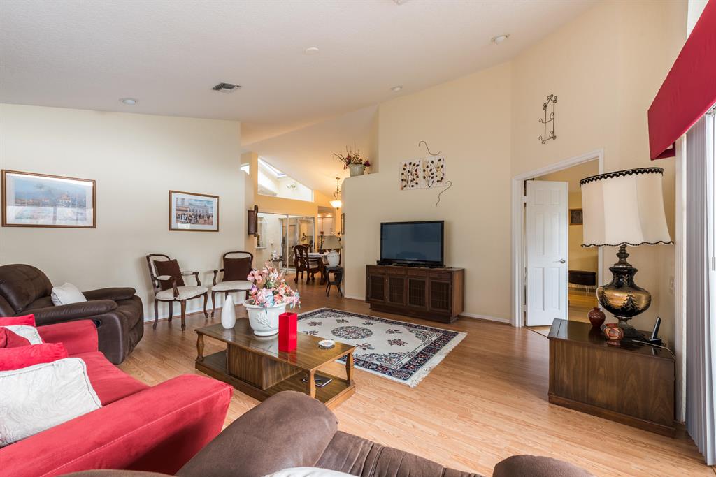 Sawgrass Lakes Homes - Lakeridge - Residential