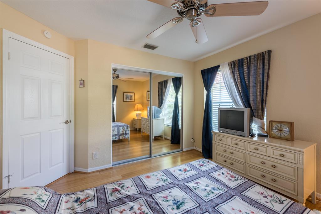 Sawgrass Lakes Homes - Lakeridge - Residential