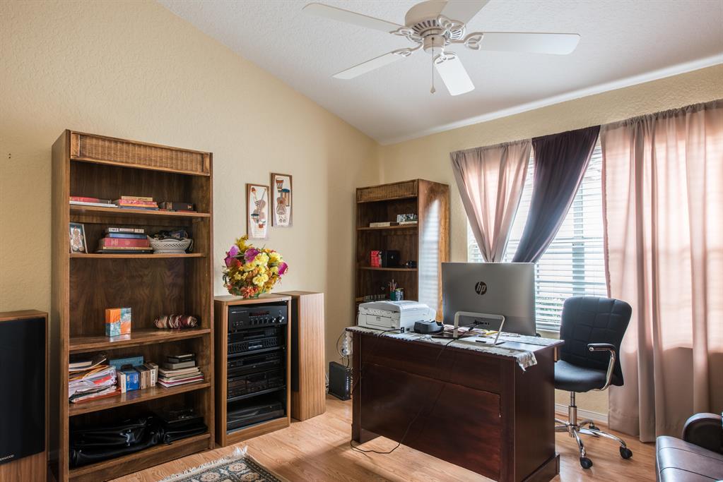 Sawgrass Lakes Homes - Lakeridge - Residential