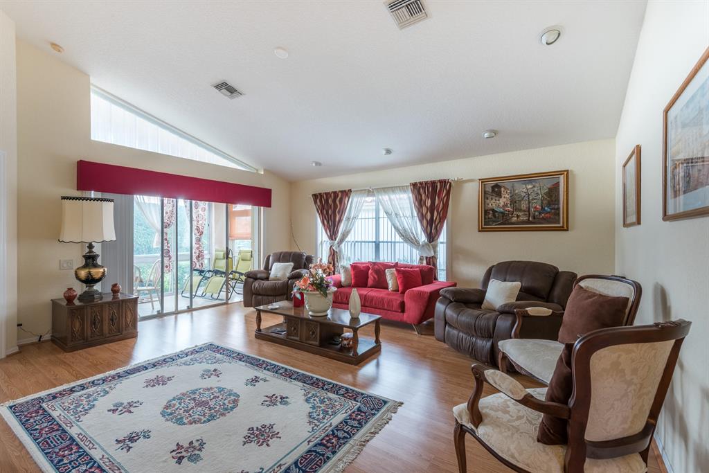 Sawgrass Lakes Homes - Lakeridge - Residential