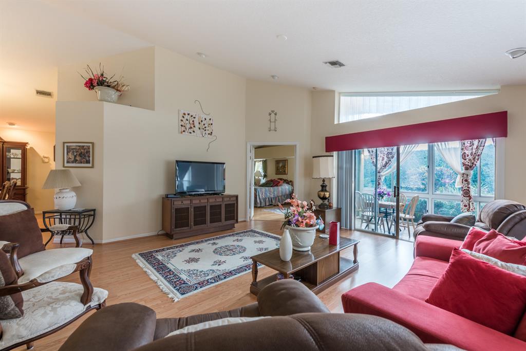 Sawgrass Lakes Homes - Lakeridge - Residential