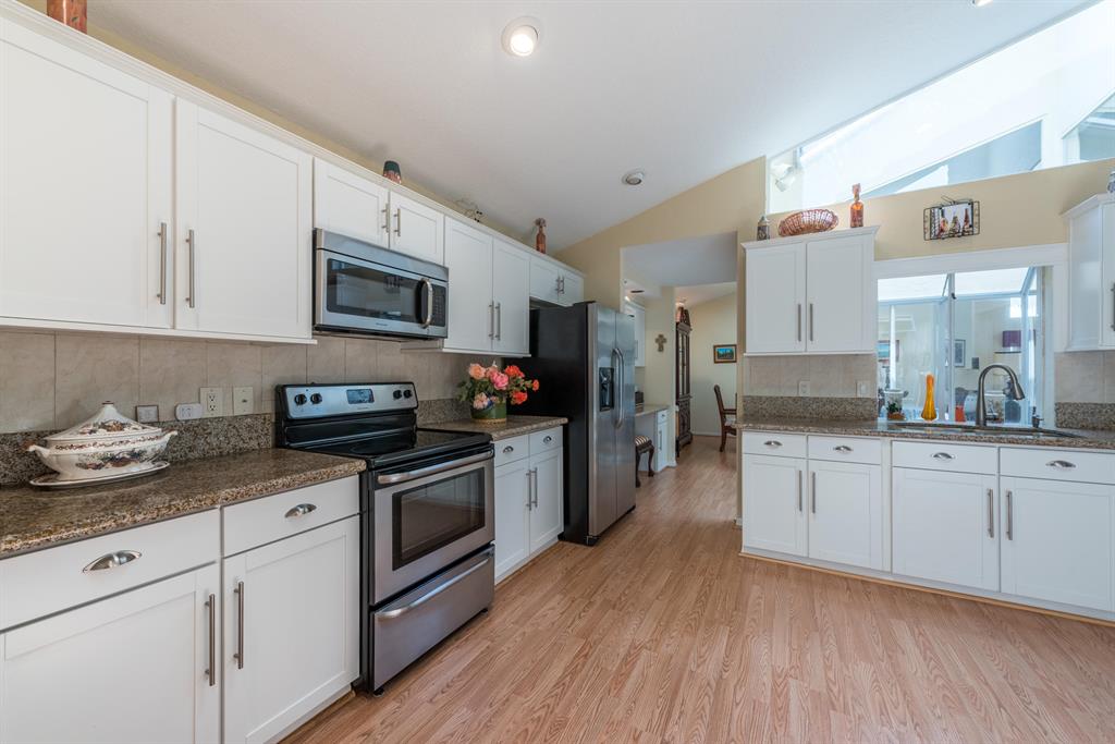 Sawgrass Lakes Homes - Lakeridge - Residential