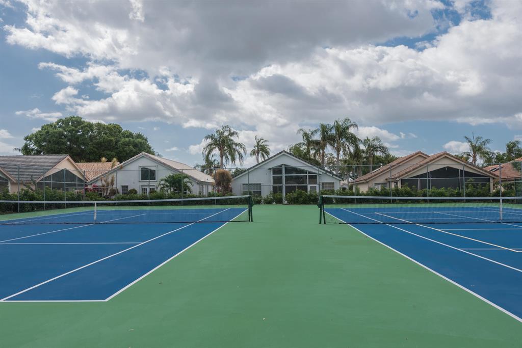 Sawgrass Lakes Homes - Lakeridge - Residential