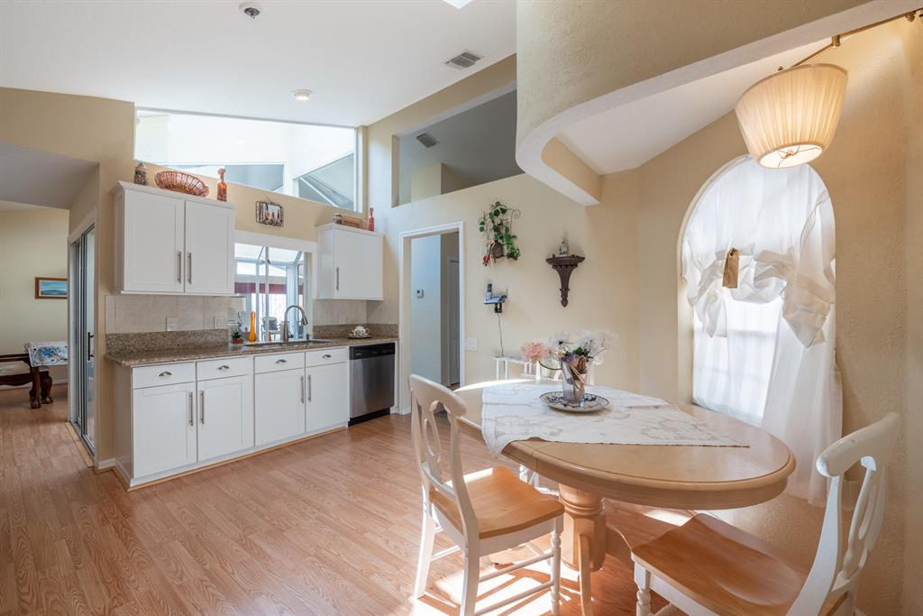 Sawgrass Lakes Homes - Lakeridge - Residential