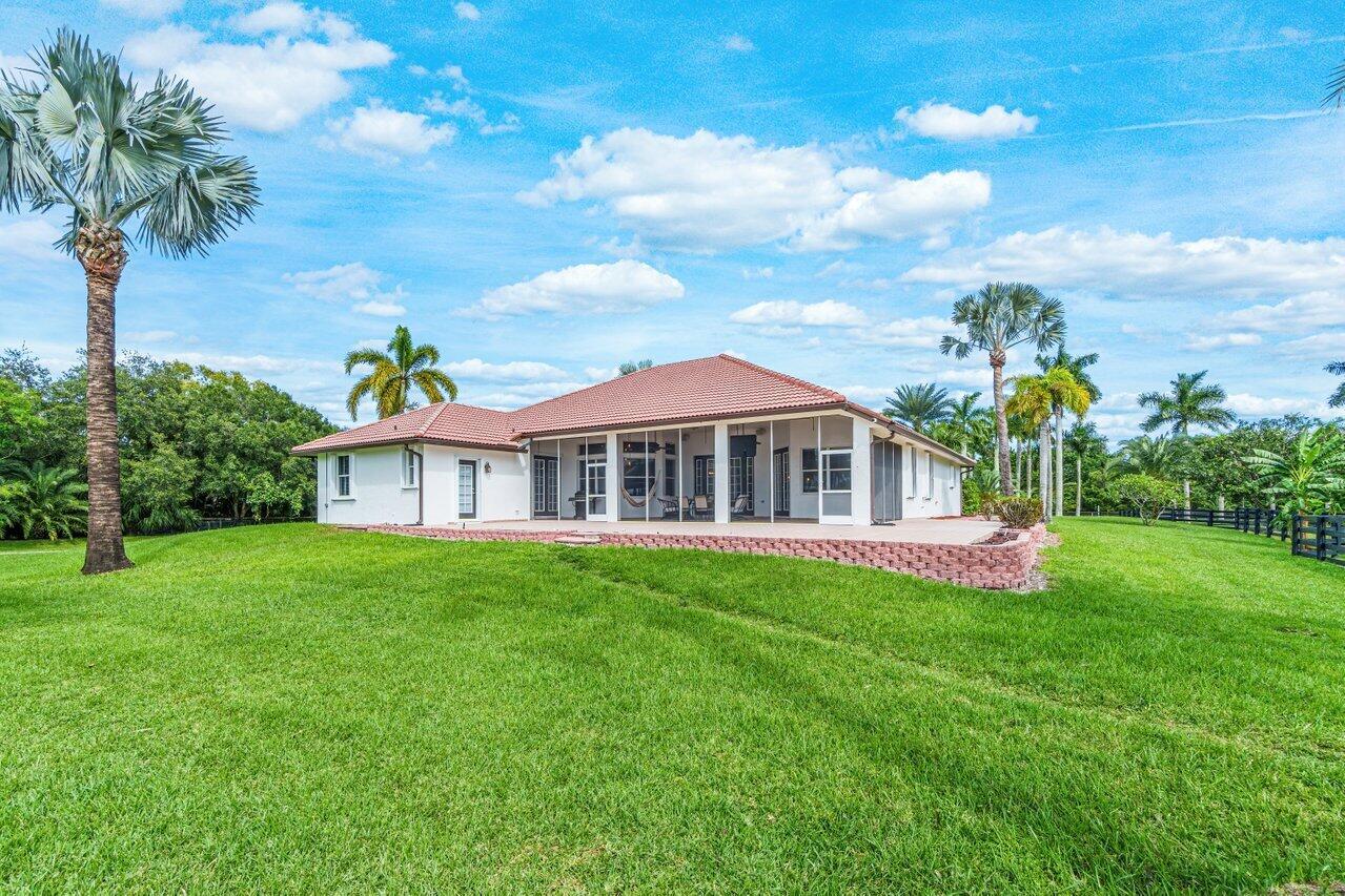 RUSTIC RANCHES - Residential