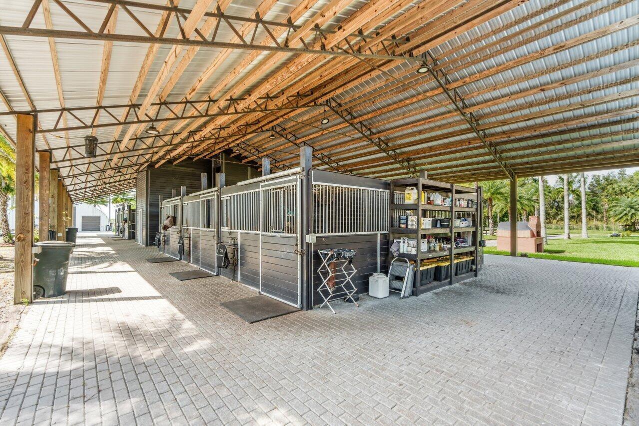 RUSTIC RANCHES - Residential