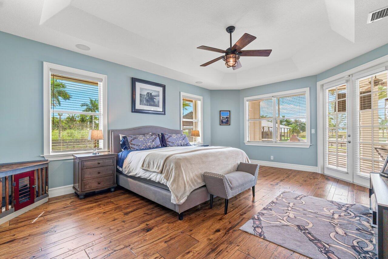 RUSTIC RANCHES - Residential