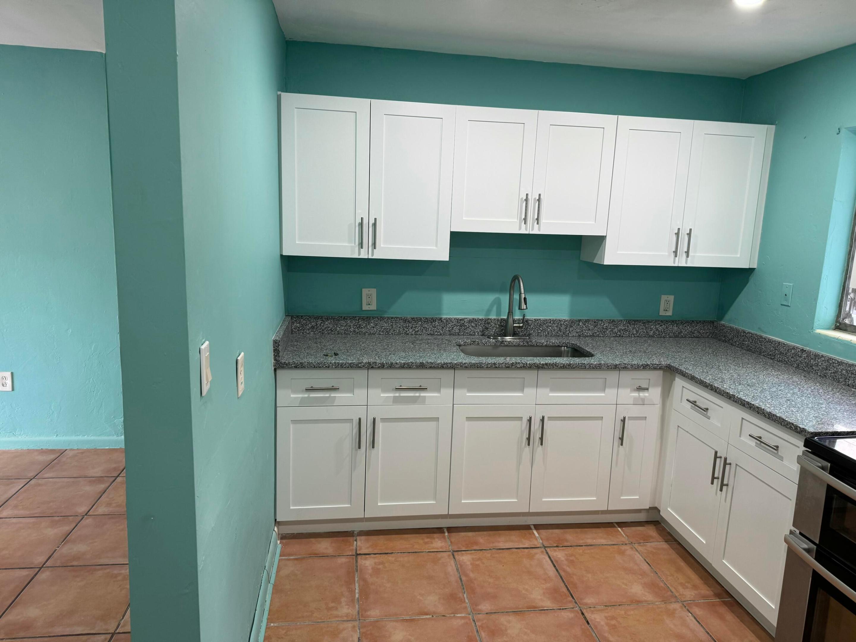 GUN CLUB EST - Residential Lease