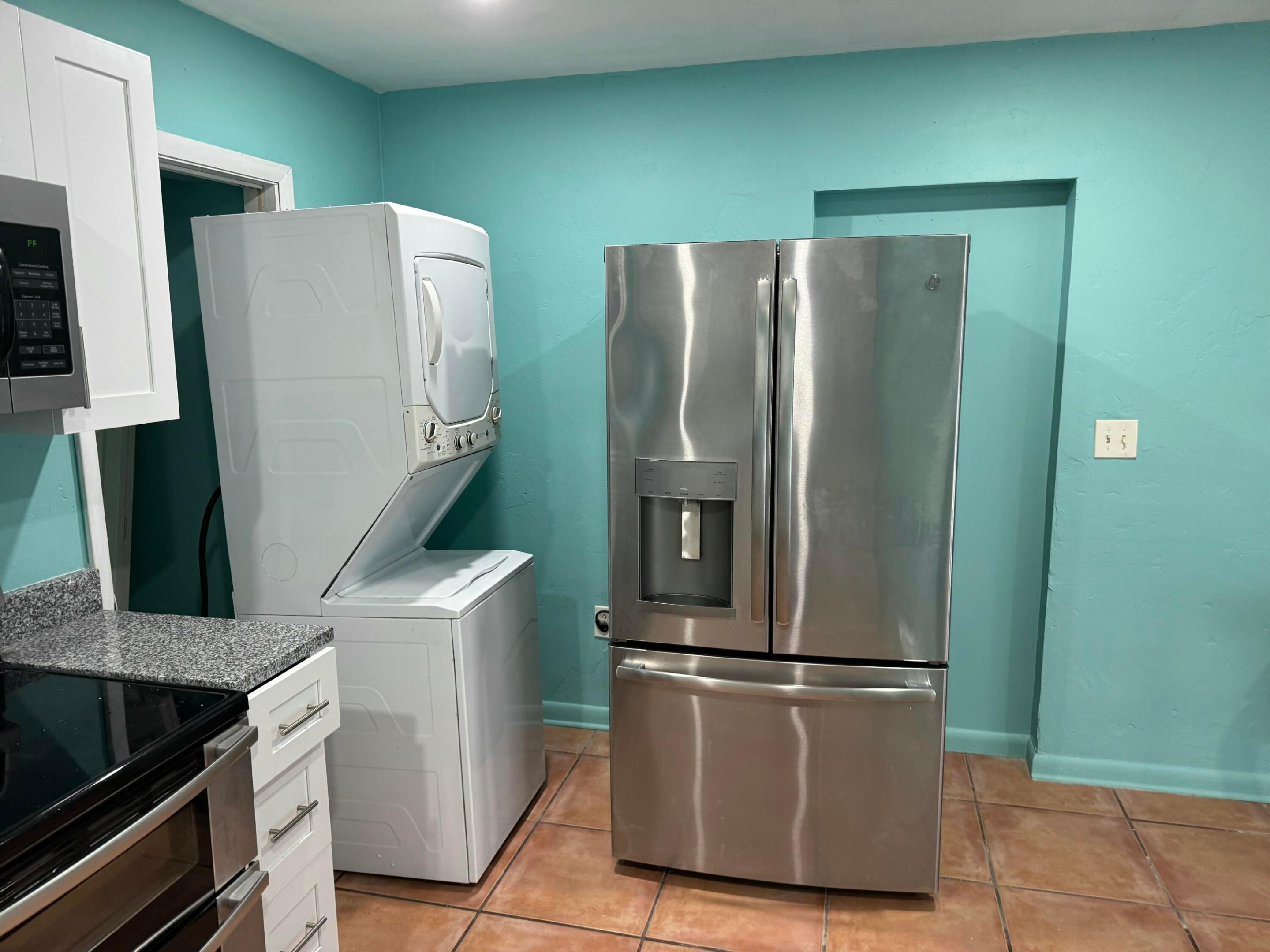 GUN CLUB EST - Residential Lease