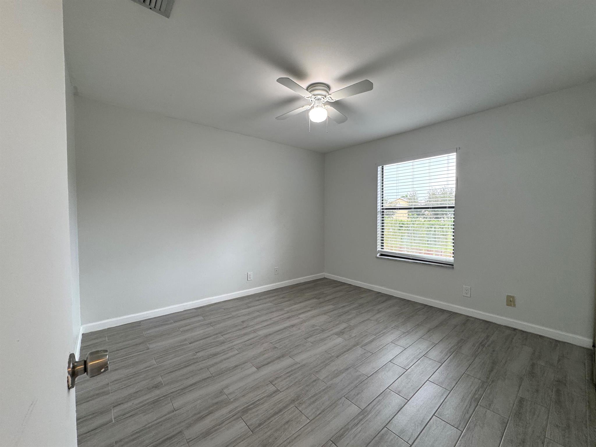 CROSSINGS OF BOYNTON BEAC - Residential Lease