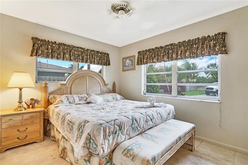 POMPANO WATERWAY ESTATES - Residential Lease