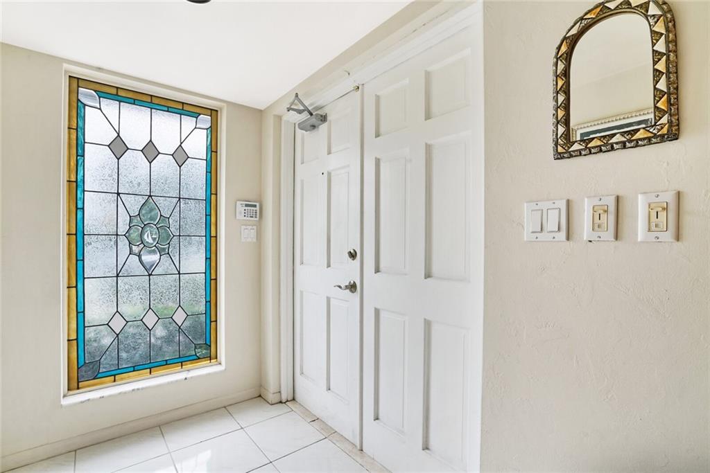 POMPANO WATERWAY ESTATES - Residential Lease