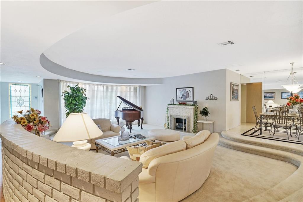 POMPANO WATERWAY ESTATES - Residential Lease