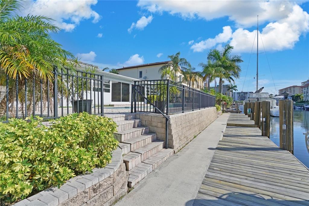 POMPANO WATERWAY ESTATES - Residential Lease