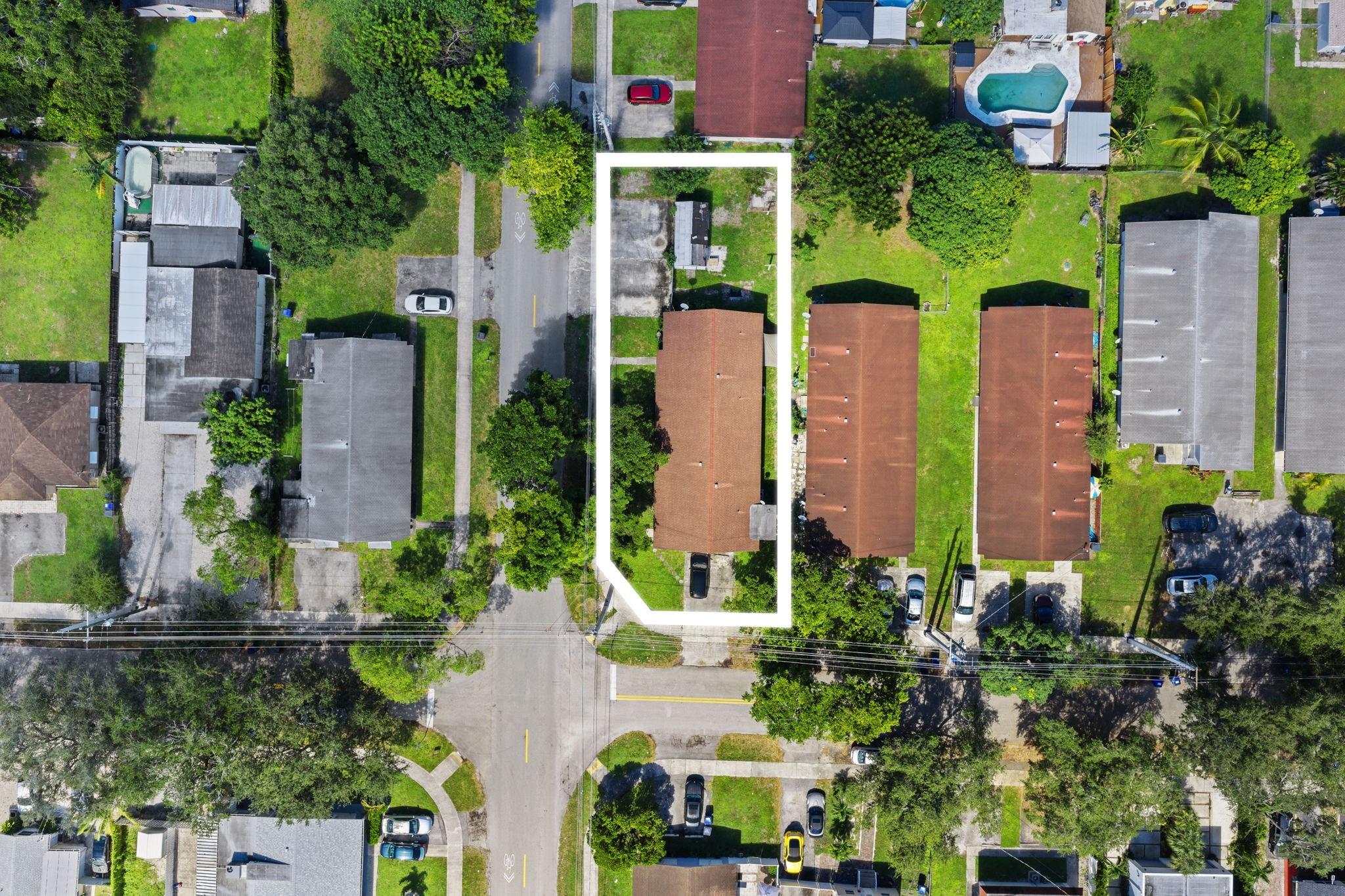 HOLLYWOOD BEACH GARDENS - Residential Income