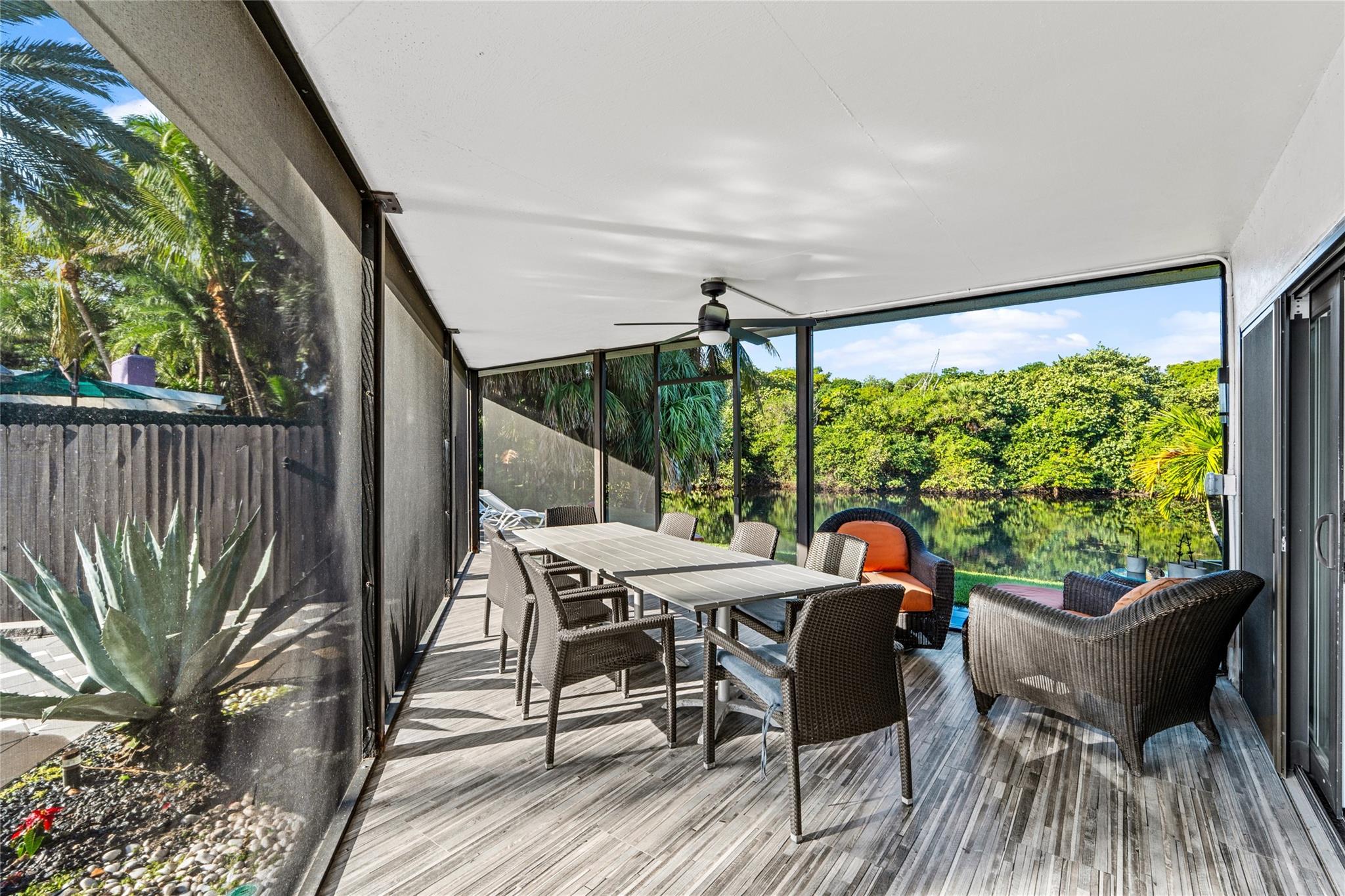 Las Olas By The Sea Ext 3 - Residential