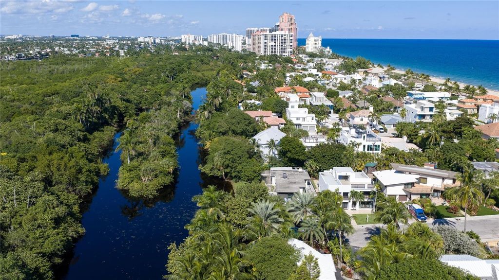 Photo of 3301 NE 15th Street, Fort Lauderdale, FL 33304 (MLS # F10537606)