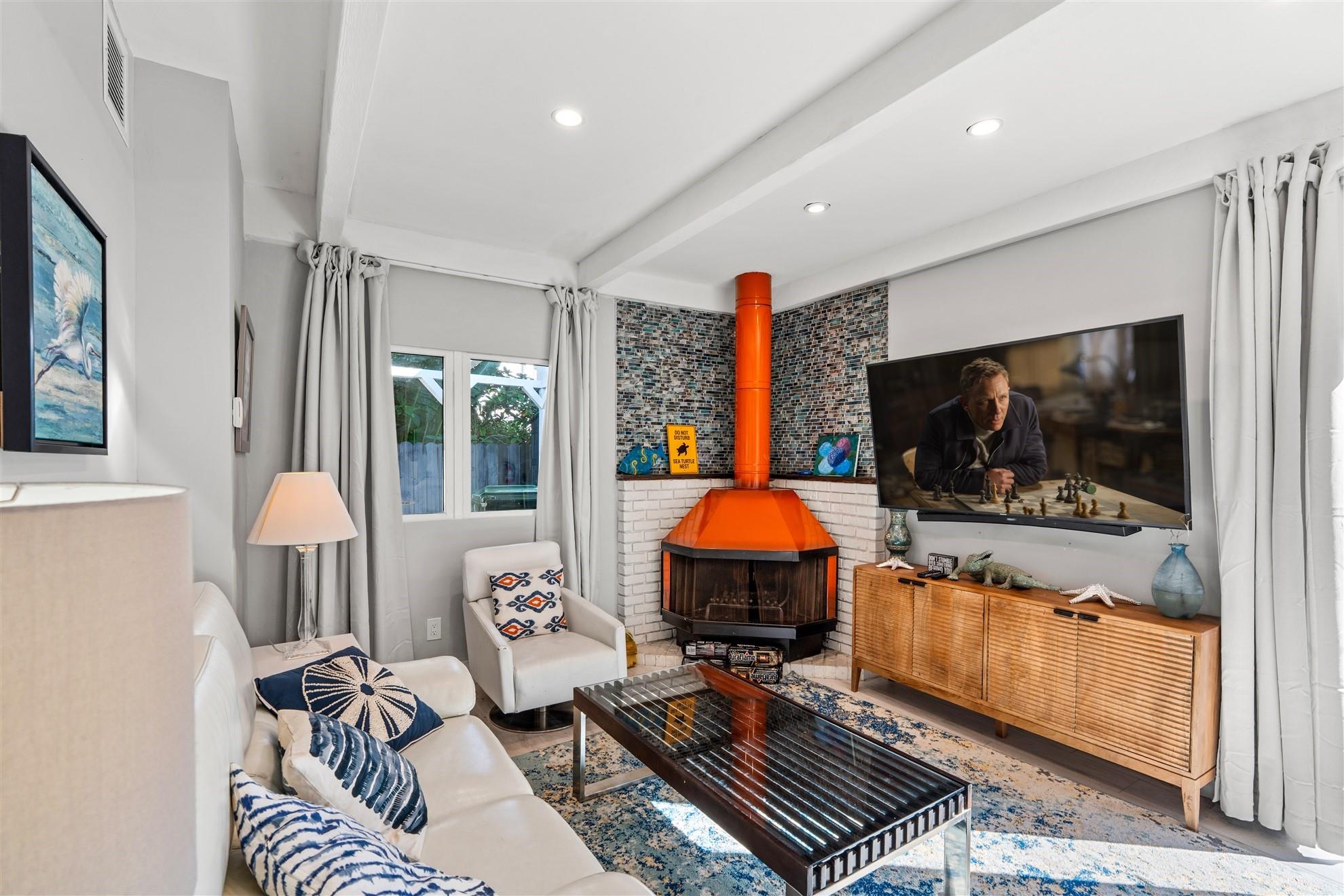 Las Olas By The Sea Ext 3 - Residential