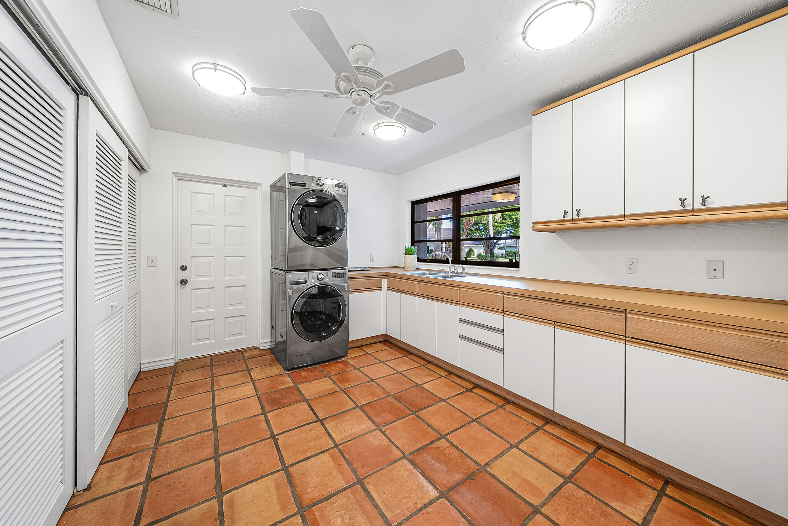 ATLANTIS - Residential