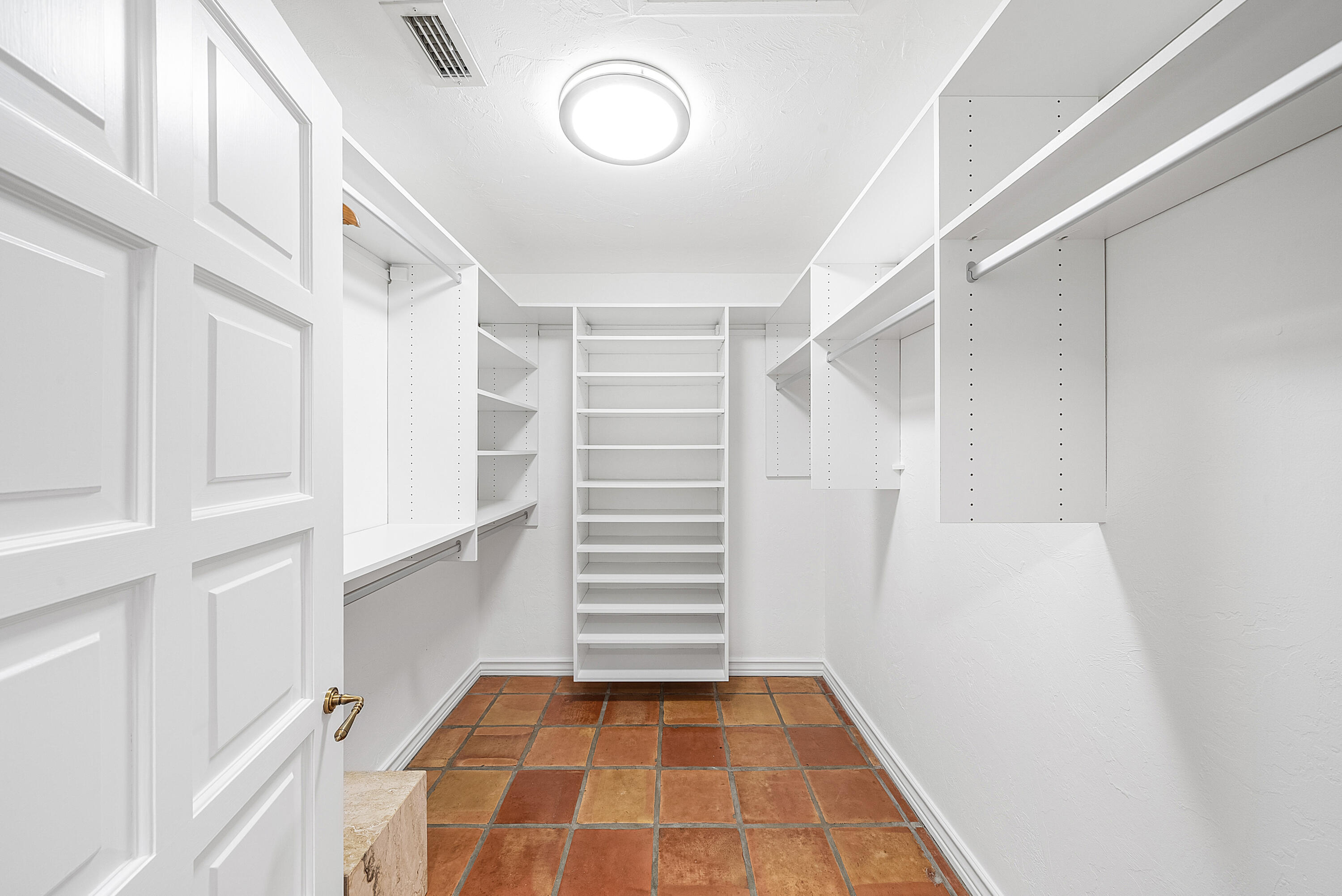 ATLANTIS - Residential