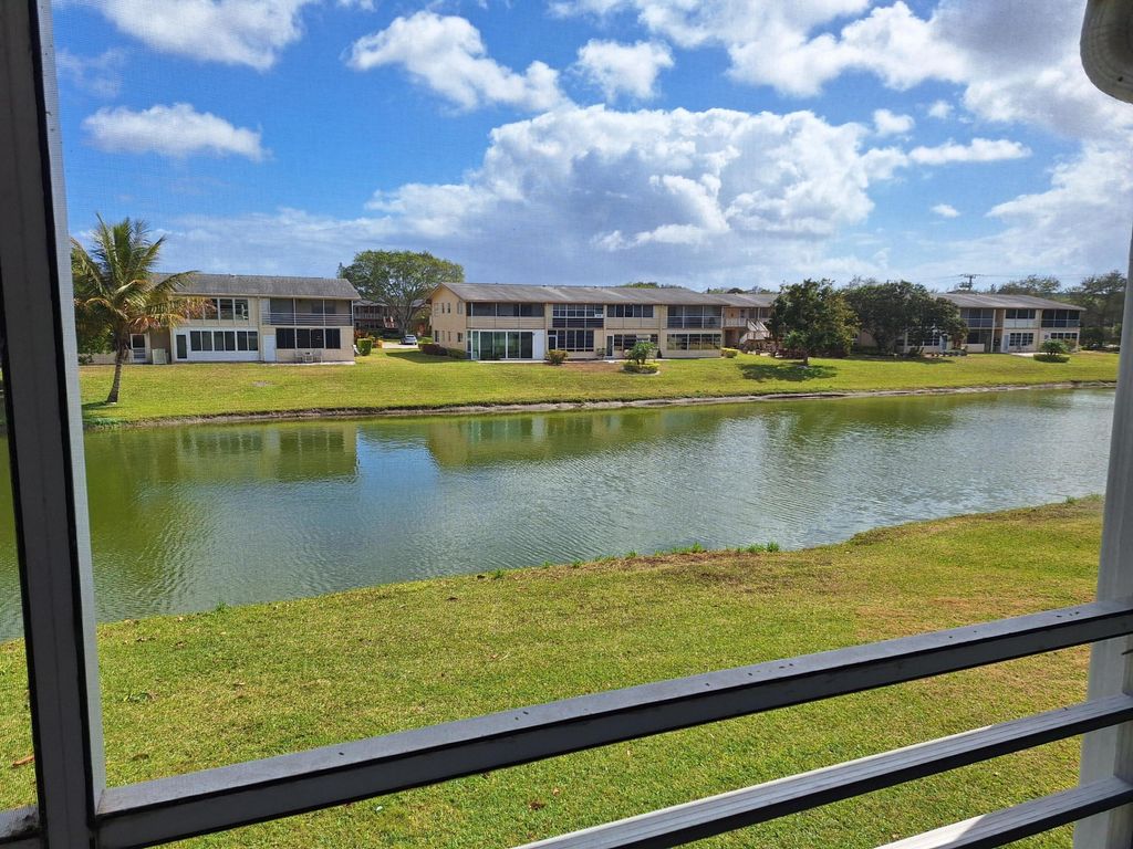 Photo of 305 Andover L, West Palm Beach, FL 33417 (MLS # R11164511)