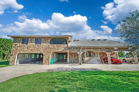 A home in Okeechobee