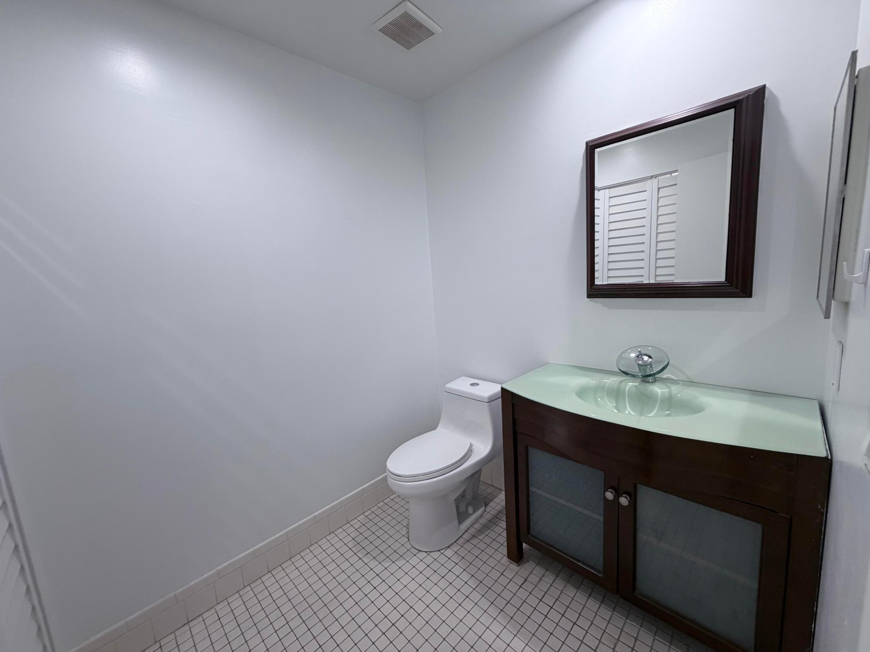 CAMBRIDGE AT CENTURY VILLAGE - Residential Lease