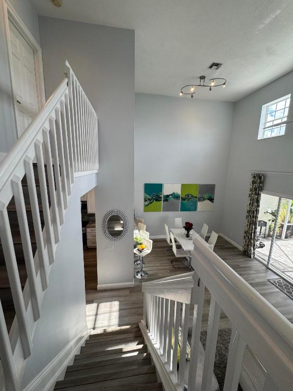 Pelican Key - Residential Lease