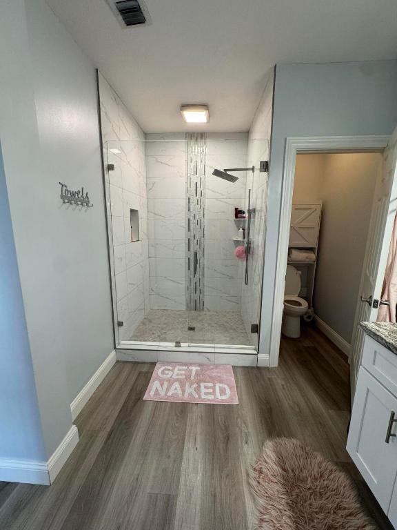 Pelican Key - Residential Lease