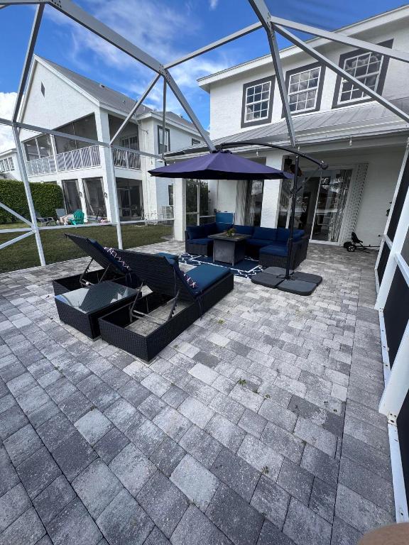 Pelican Key - Residential Lease