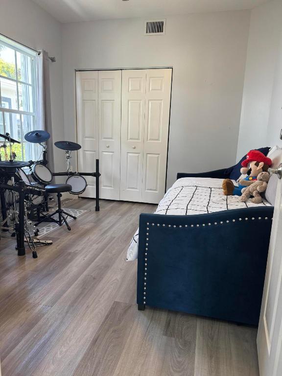 Pelican Key - Residential Lease