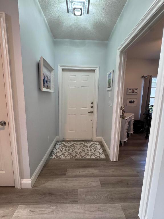 Pelican Key - Residential Lease