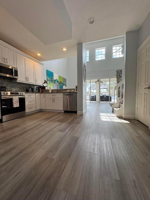 Pelican Key - Residential Lease