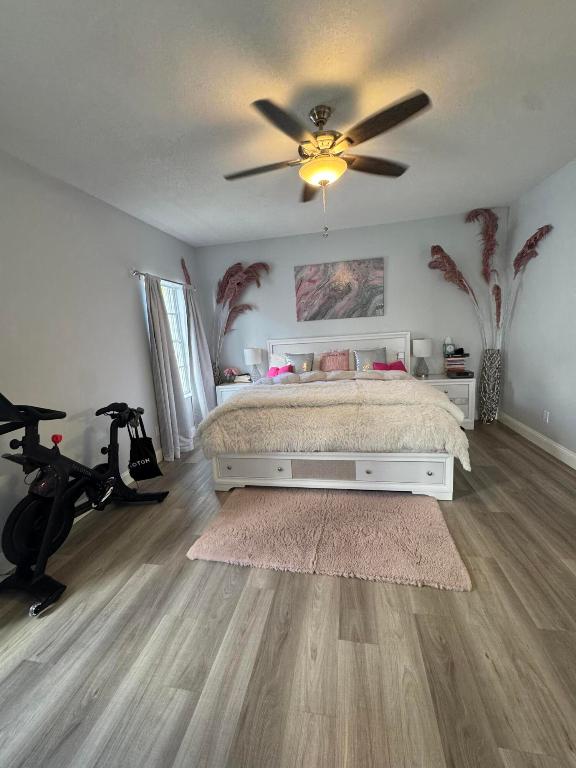 Pelican Key - Residential Lease