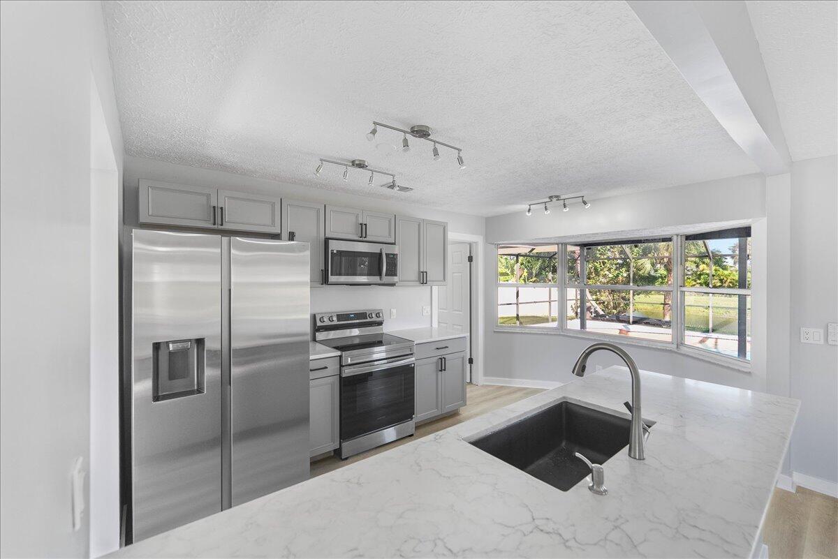 PORT ST LUCIE SECTION 8 - Residential