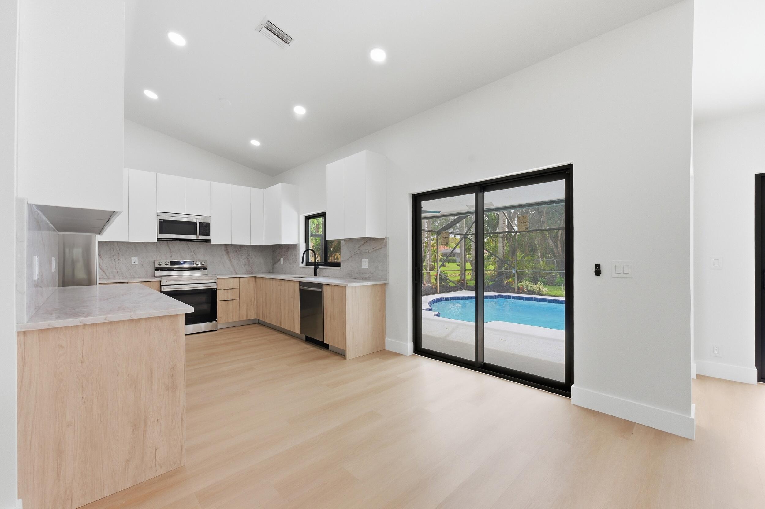 CYPRESS RUN - Residential