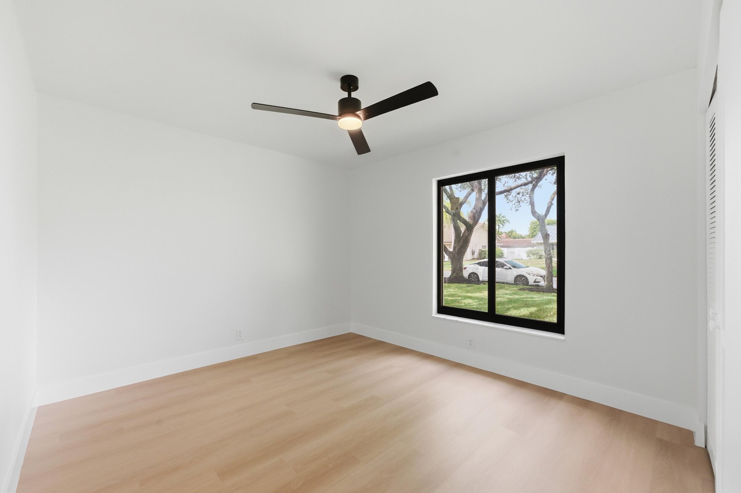 CYPRESS RUN - Residential