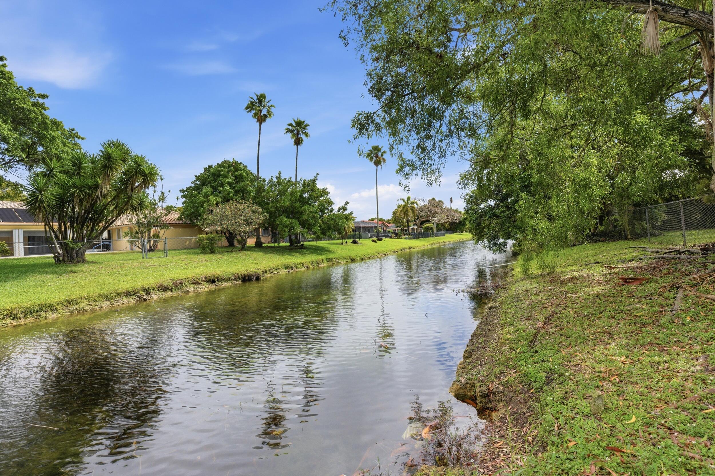 CYPRESS RUN - Residential