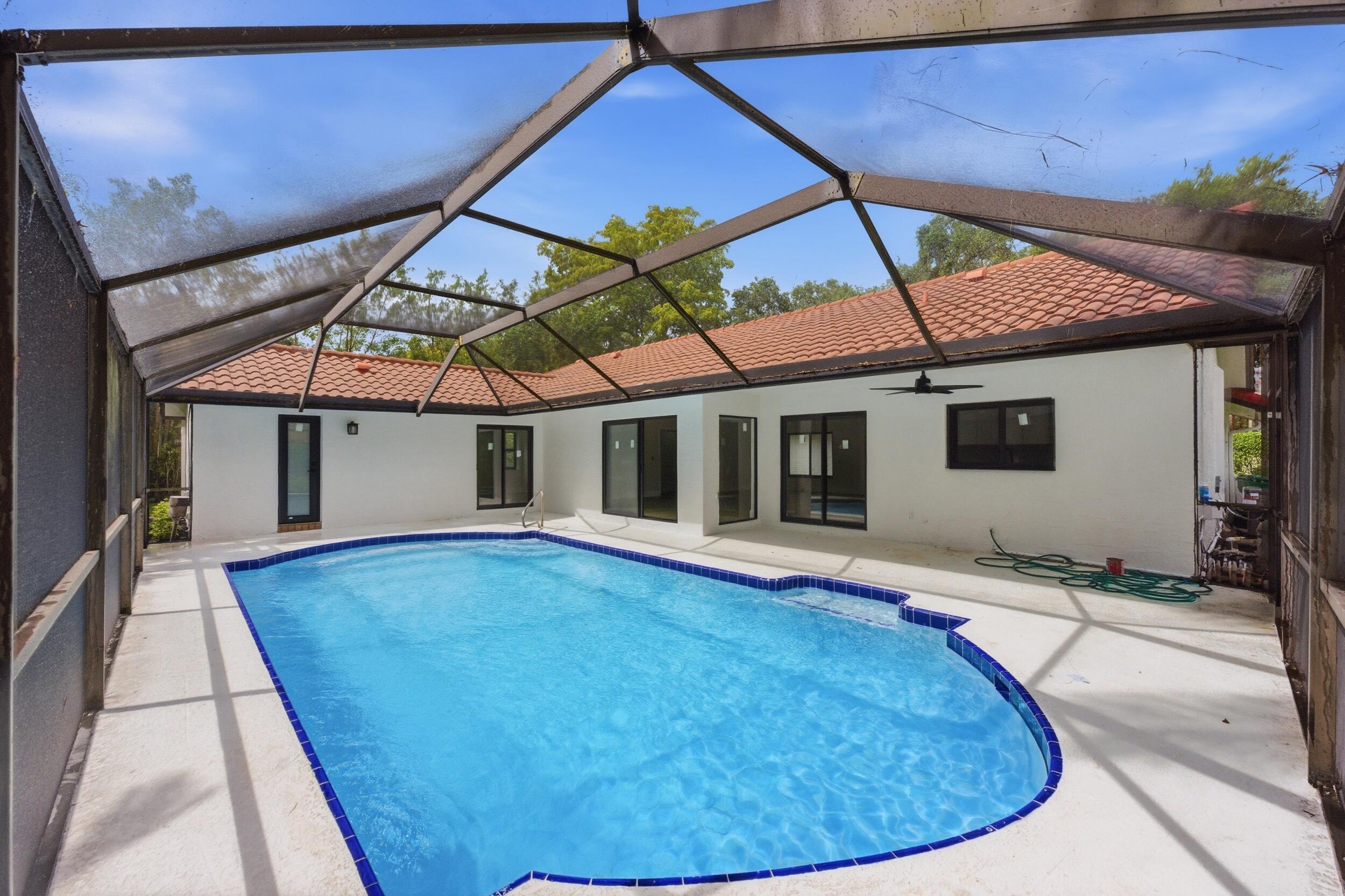 CYPRESS RUN - Residential