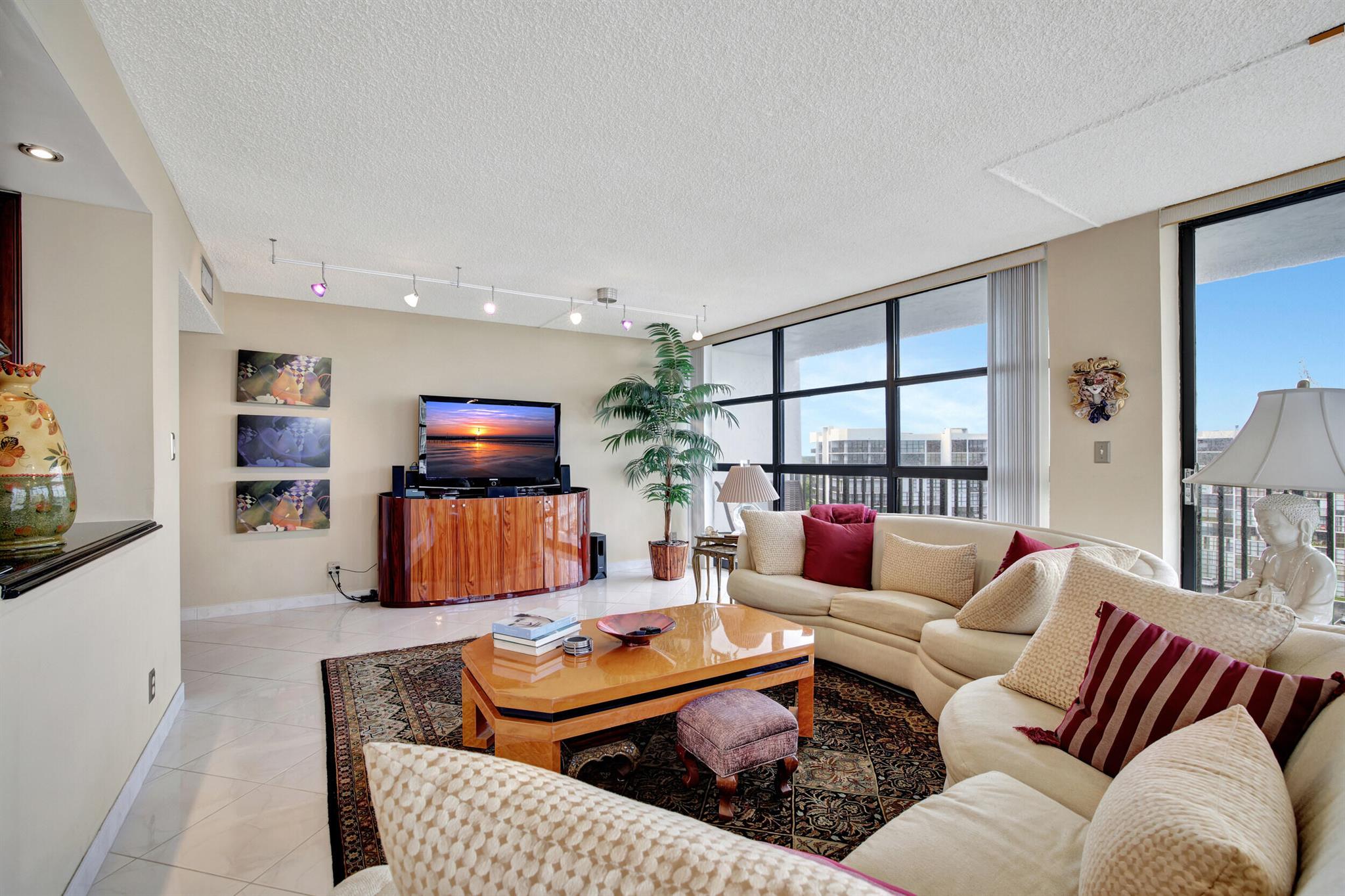 TOWERS OF OCEANVIEW SOUTH - Residential