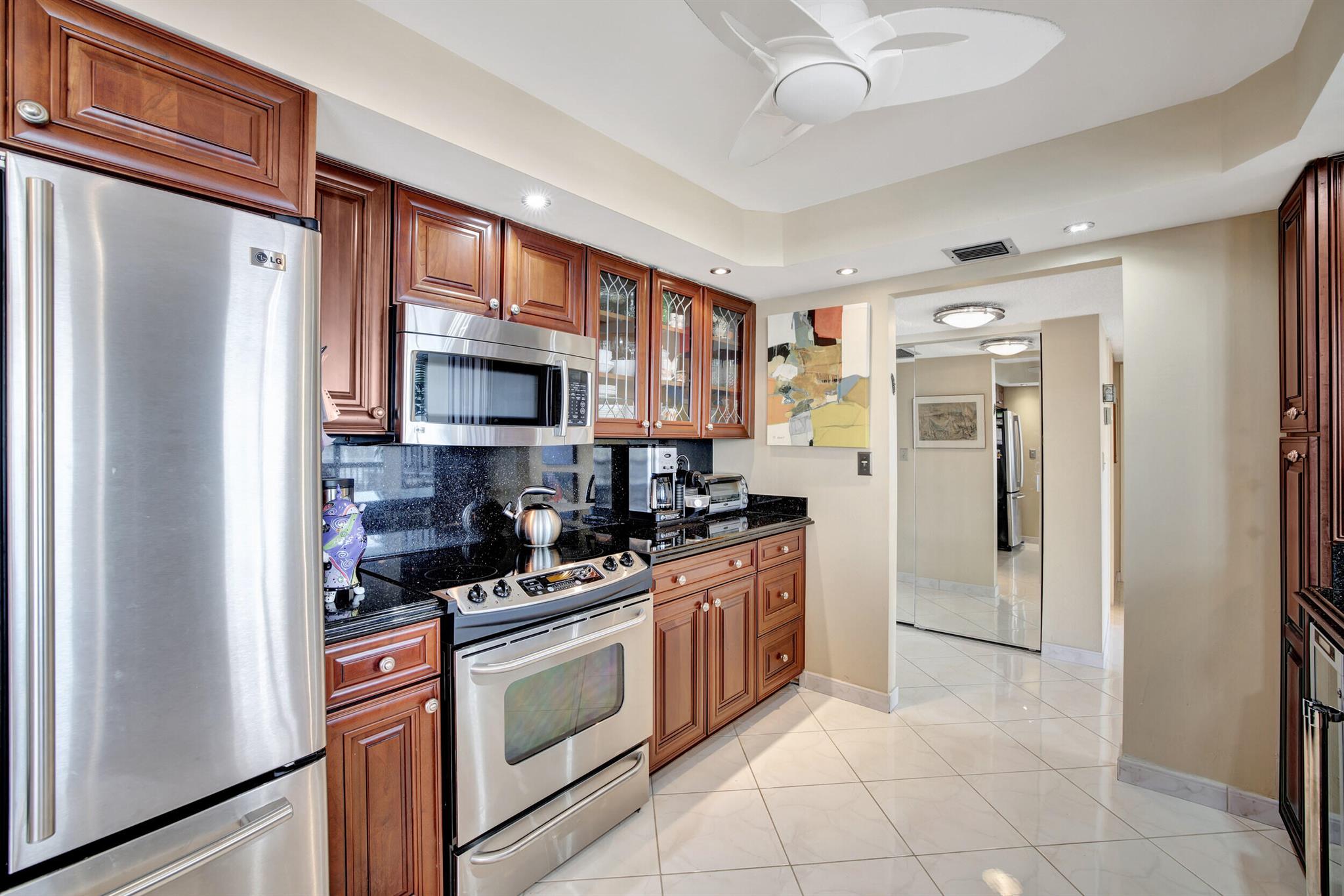 TOWERS OF OCEANVIEW SOUTH - Residential