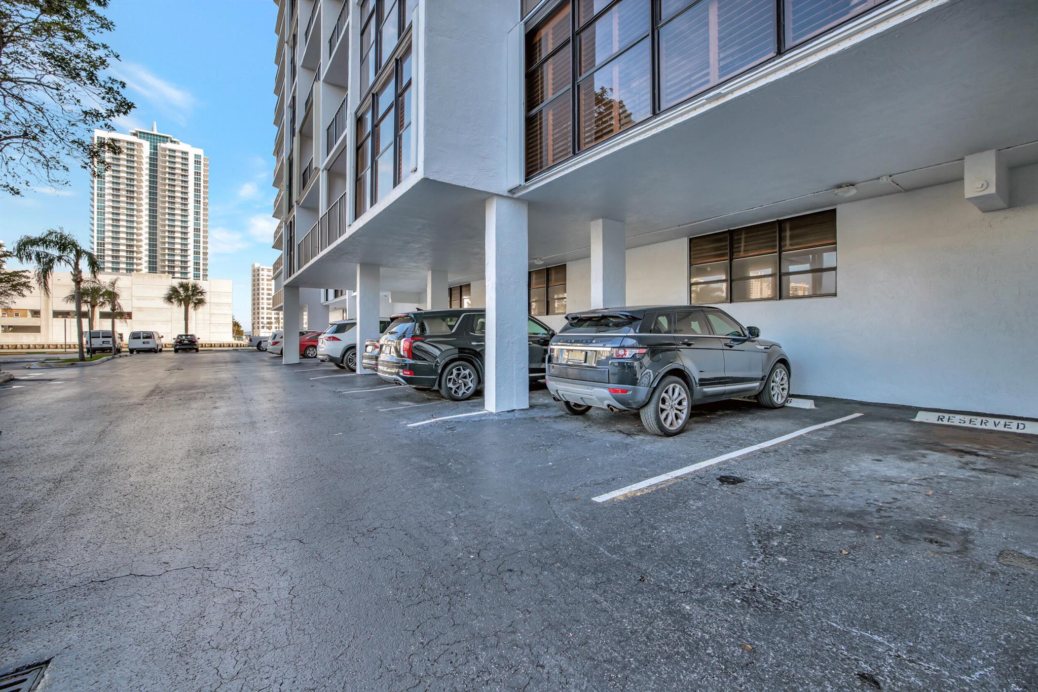 TOWERS OF OCEANVIEW SOUTH - Residential