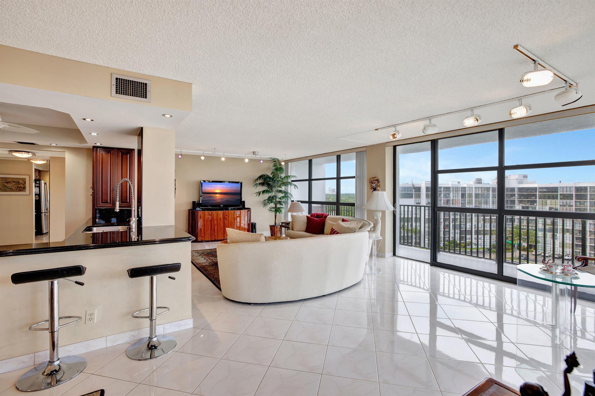 TOWERS OF OCEANVIEW SOUTH - Residential