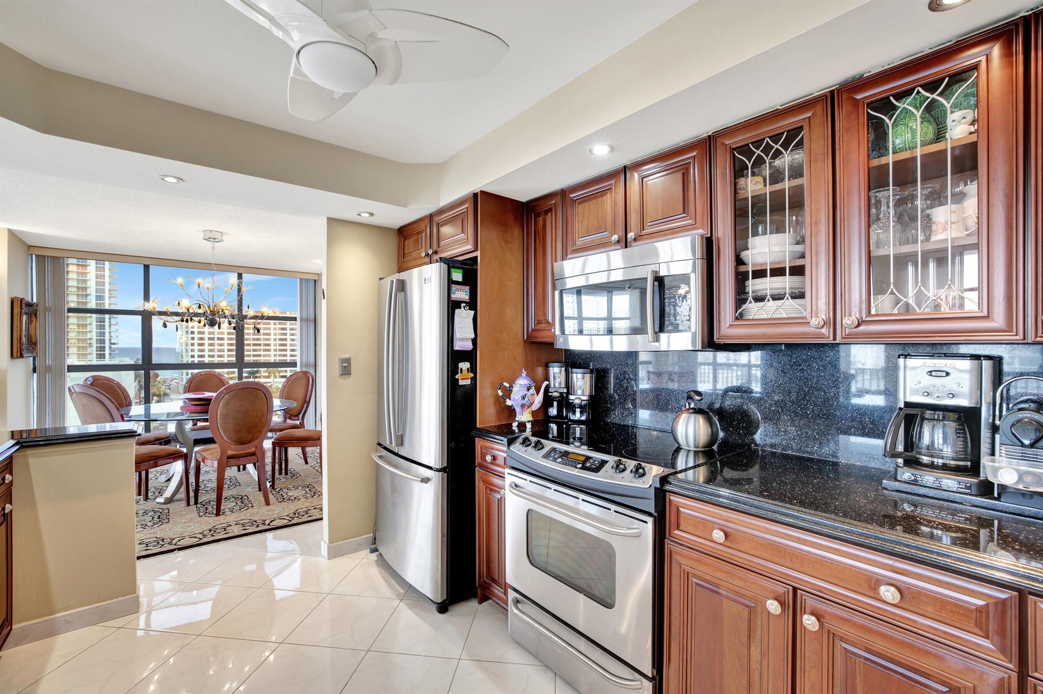 TOWERS OF OCEANVIEW SOUTH - Residential